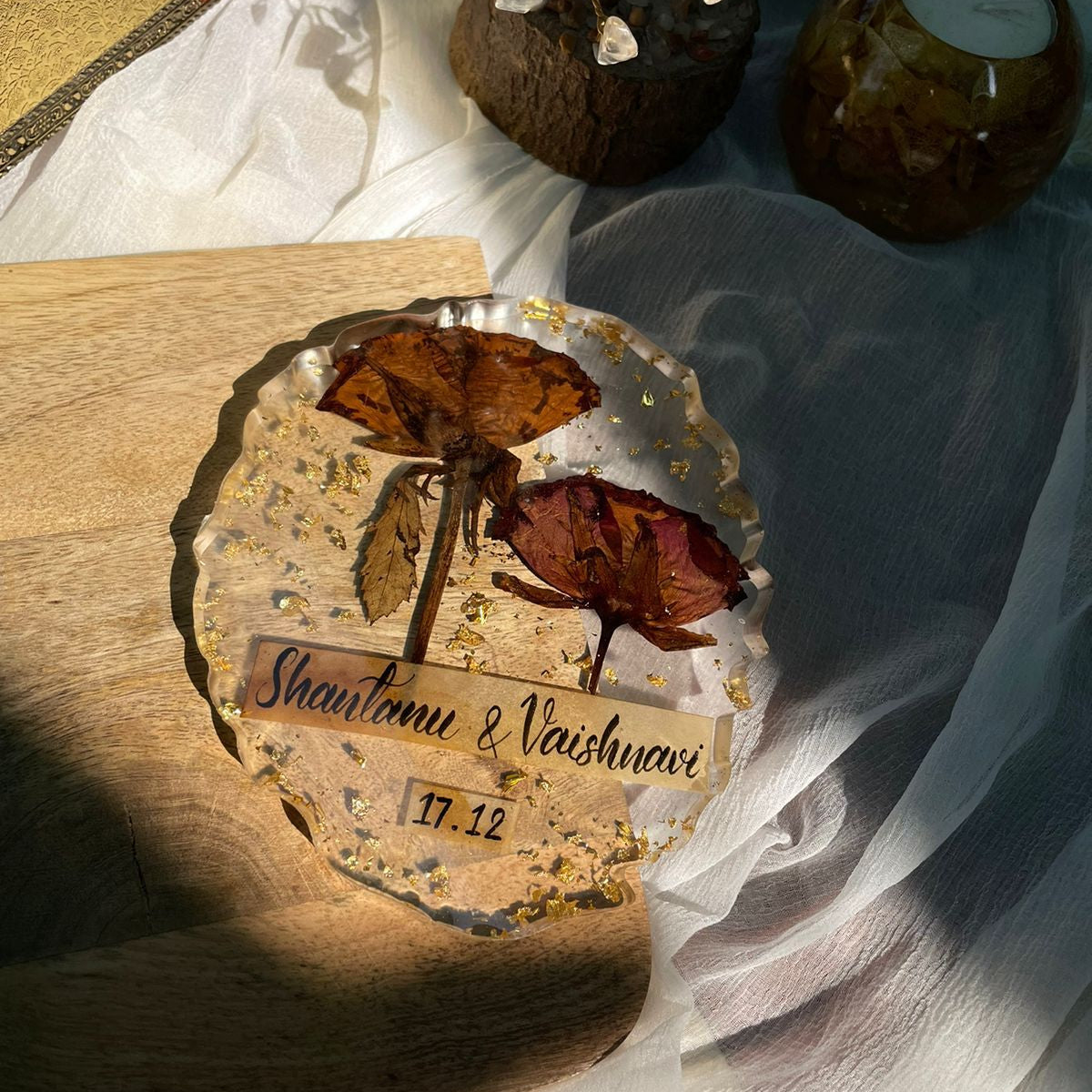 Rose Radiance: Preserved Twin Roses in Resin Circle