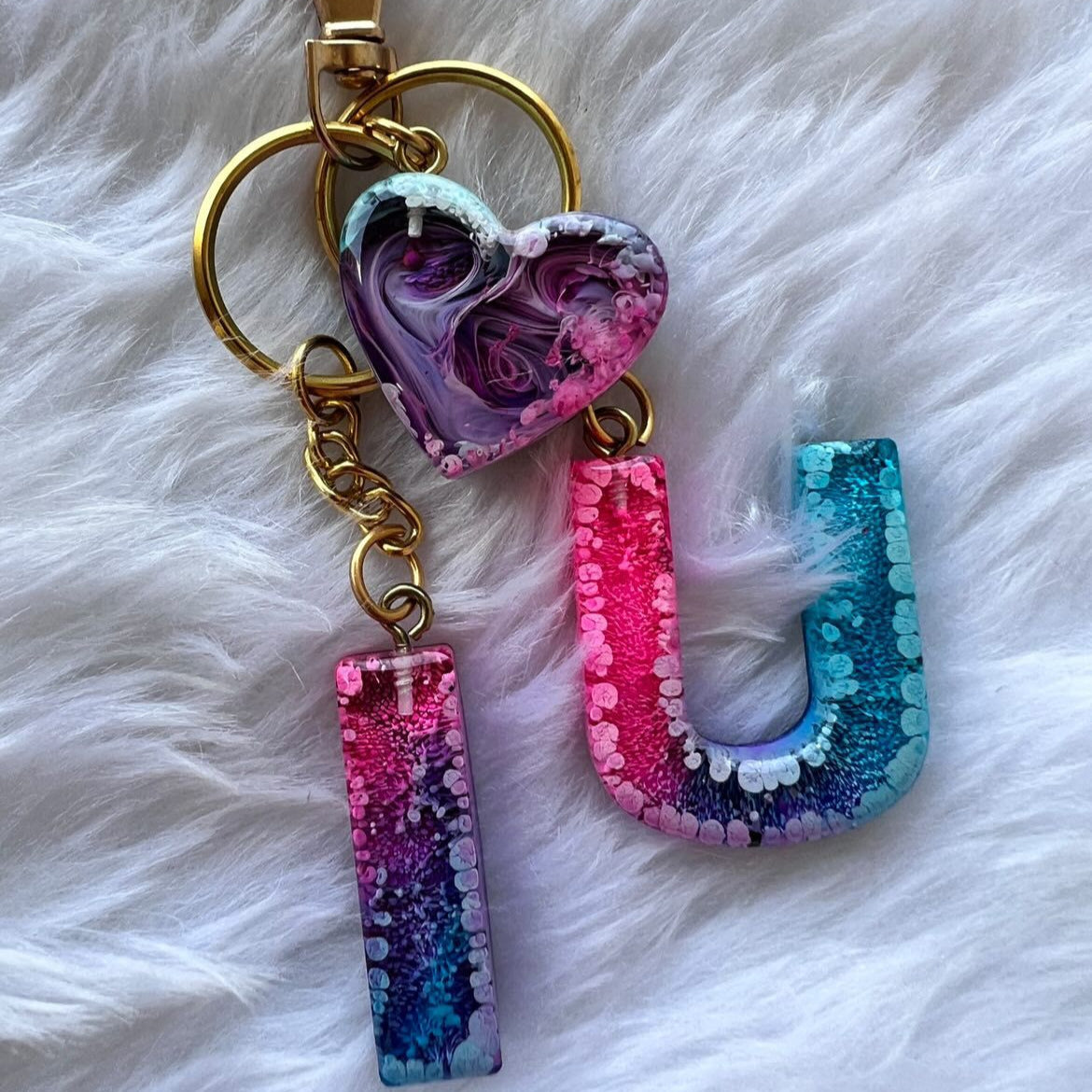 Inked Affection: Resin Alcoholic Ink Keychain with an "I Love You" Message