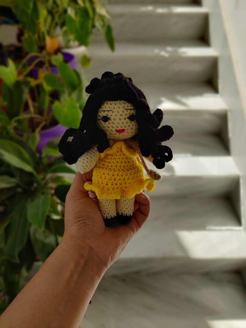 Stitch & Style Minis Crochet Charms doll