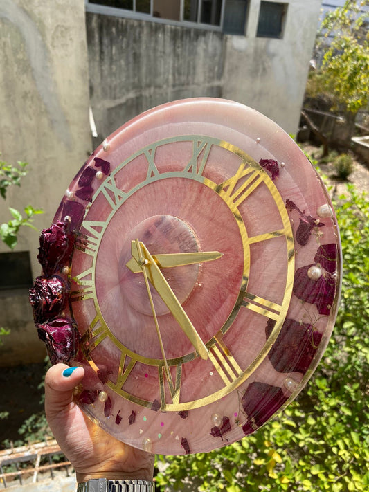 Timeless Resin Fusion Clock