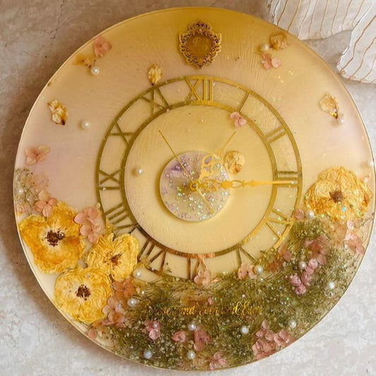 Timeless Creations: Handcrafted Resin Clock