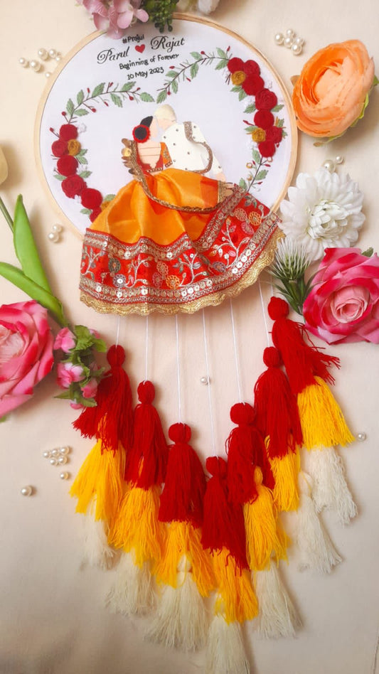 Couple Embroidered Hoop With Tassels
