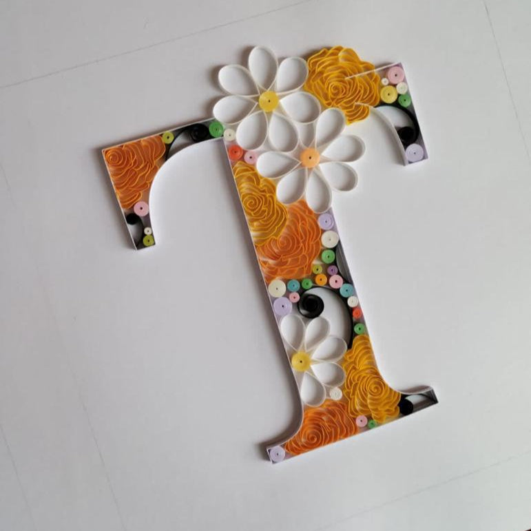 Quilling Floral Initial T (includes pattern)