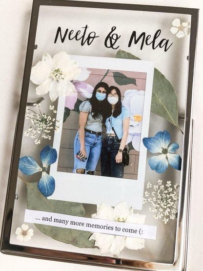 Timeless Blossoms Vintage Golden Frames